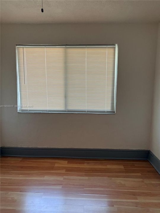 For Rent: $3,000 (3 beds, 2 baths, 1800 Square Feet)