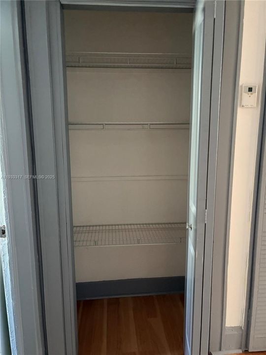 For Rent: $3,000 (3 beds, 2 baths, 1800 Square Feet)