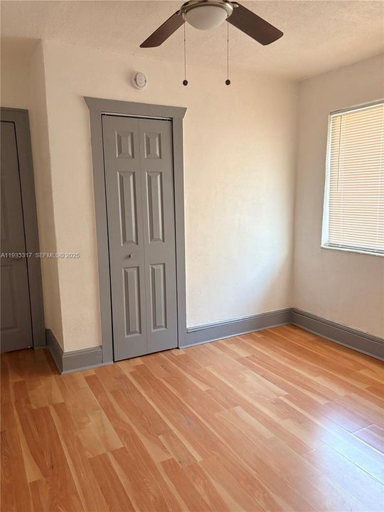 For Rent: $3,000 (3 beds, 2 baths, 1800 Square Feet)
