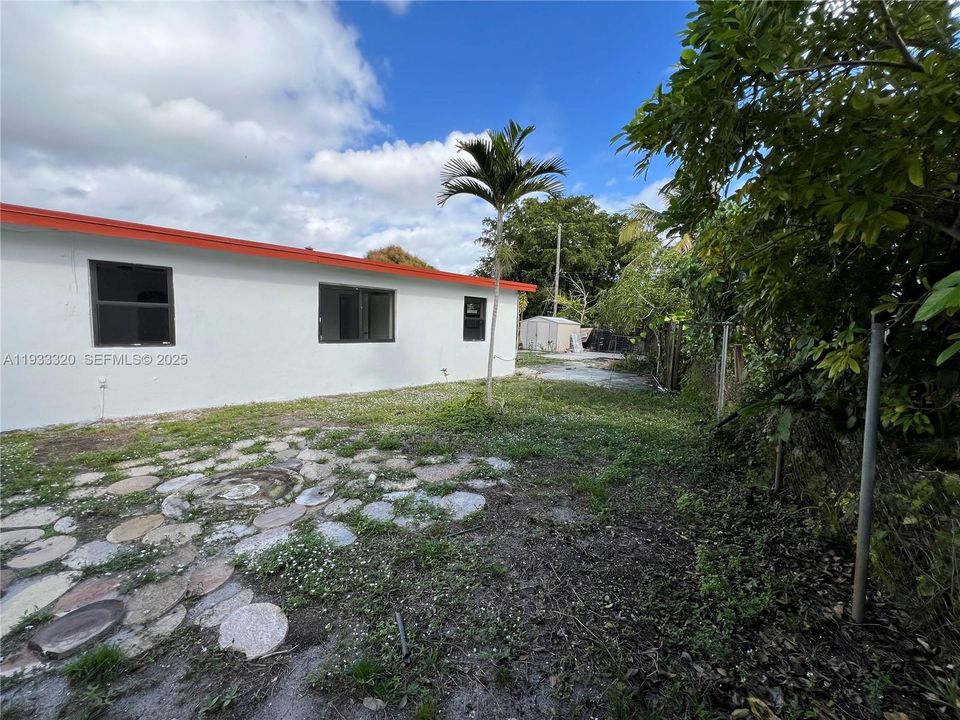 En Renta: $3,500 (4 camas, 2 baños, 1271 Pies cuadrados)