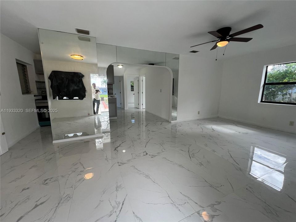 En Renta: $3,500 (4 camas, 2 baños, 1271 Pies cuadrados)