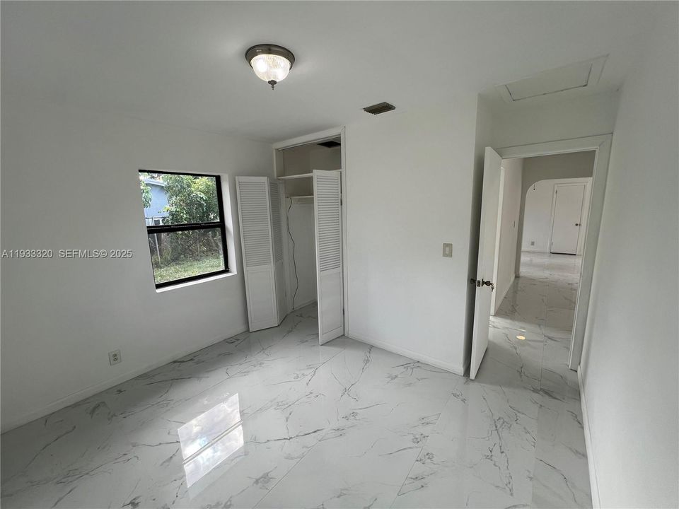 En Renta: $3,500 (4 camas, 2 baños, 1271 Pies cuadrados)