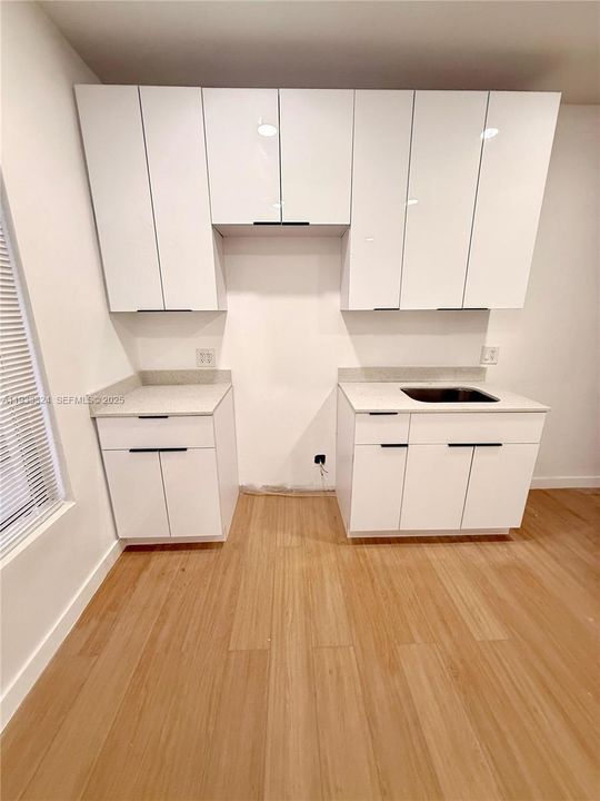 For Rent: $2,700 (2 beds, 2 baths, 2336 Square Feet)