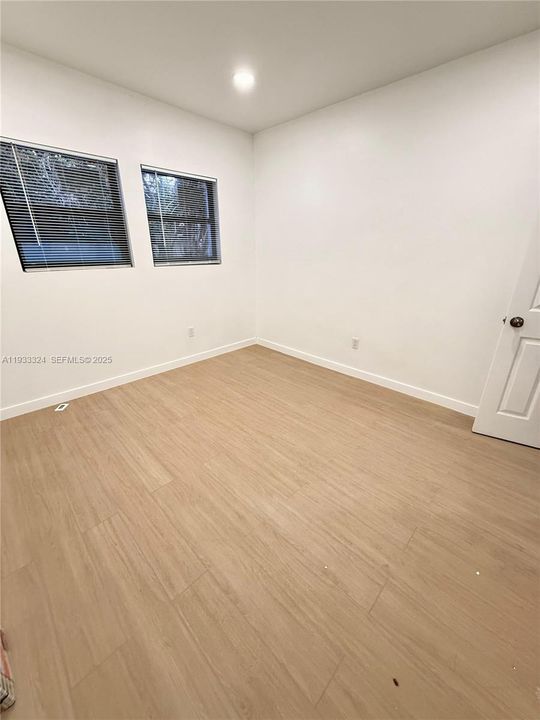 For Rent: $2,700 (2 beds, 2 baths, 2336 Square Feet)