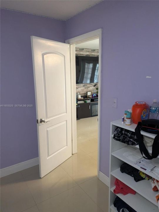 For Sale: $535,000 (3 beds, 2 baths, 1653 Square Feet)