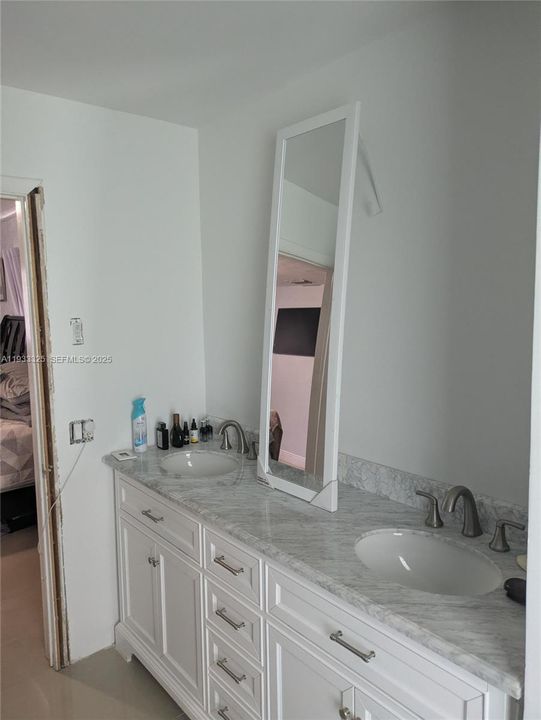 For Sale: $535,000 (3 beds, 2 baths, 1653 Square Feet)