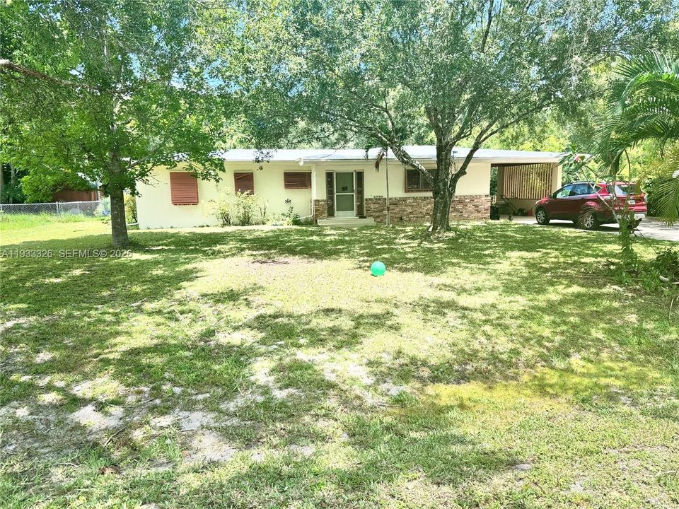 For Sale: $309,900 (3 beds, 2 baths, 1404 Square Feet)