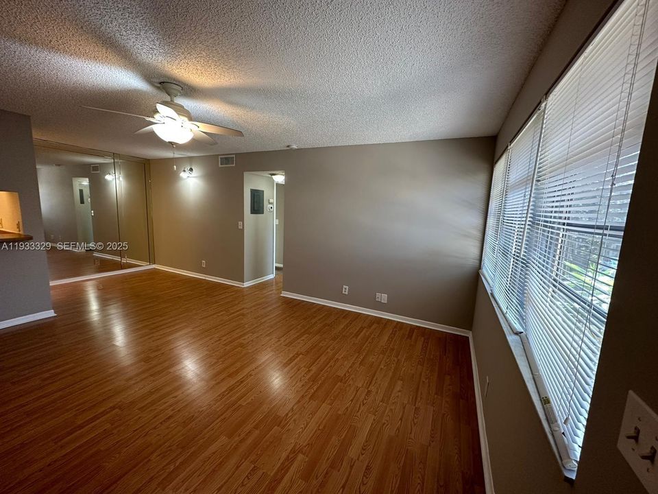 For Rent: $1,750 (2 beds, 2 baths, 768 Square Feet)