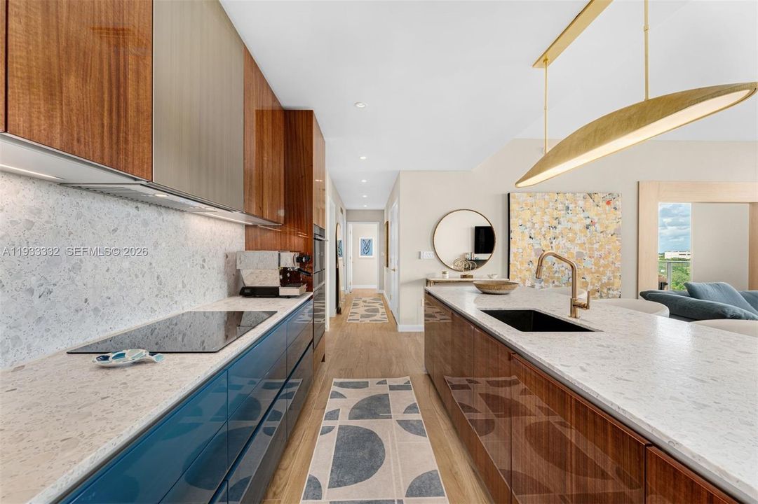 For Sale: $2,995,000 (3 beds, 3 baths, 1696 Square Feet)