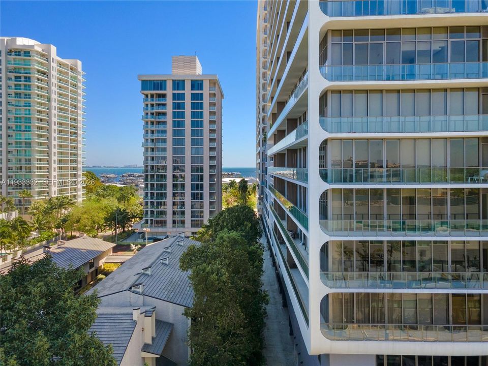 For Sale: $2,995,000 (3 beds, 3 baths, 1696 Square Feet)