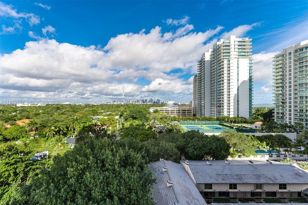 For Sale: $2,995,000 (3 beds, 3 baths, 1696 Square Feet)