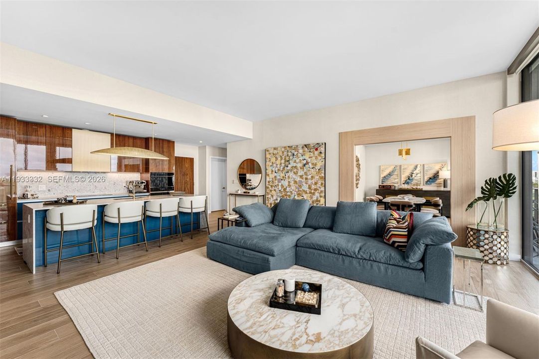 For Sale: $2,995,000 (3 beds, 3 baths, 1696 Square Feet)