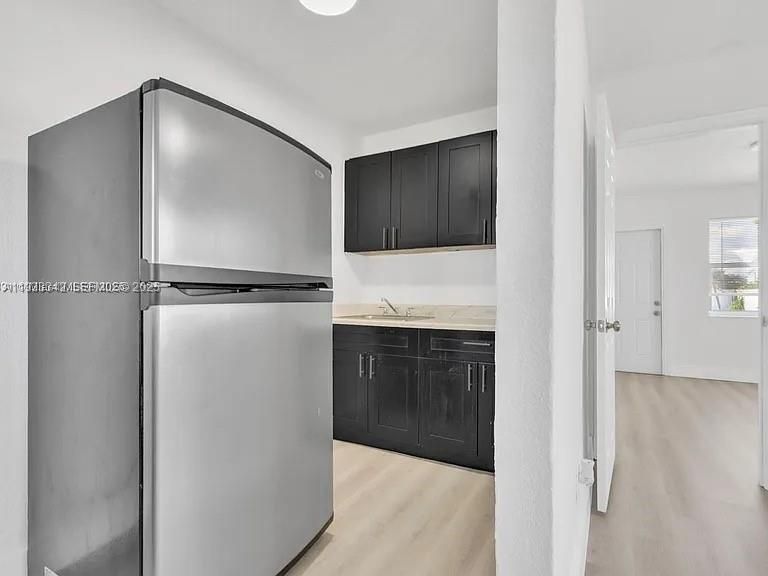 待售: $480,000 (0 贝兹, 0 浴室, 848 平方英尺)