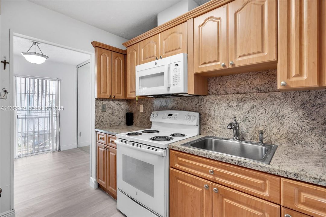 En Renta: $3,200 (3 camas, 2 baños, 1067 Pies cuadrados)