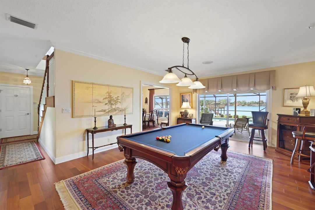 2097 Circle Pl Dr - Living Room(1)