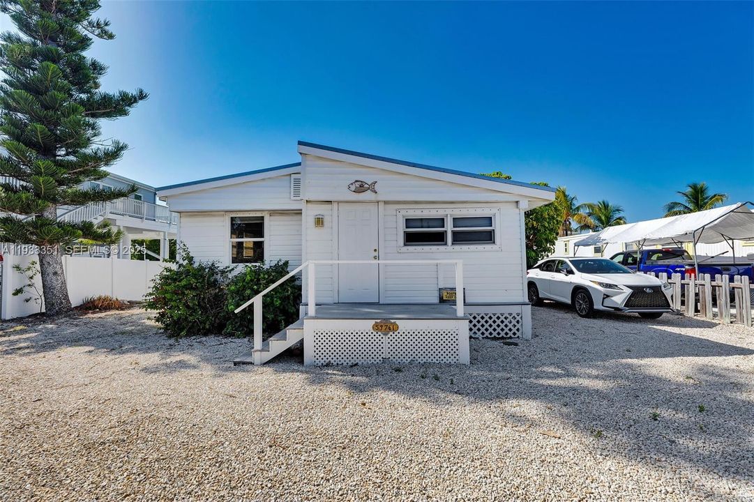 En Venta: $699,000 (2 camas, 2 baños, 1496 Pies cuadrados)