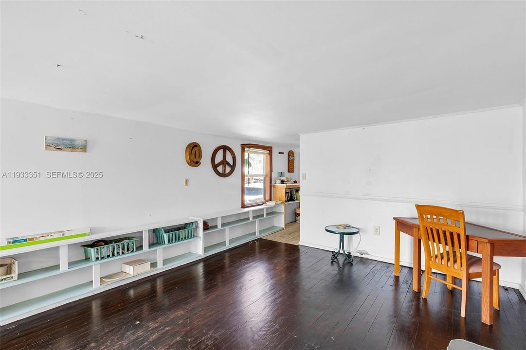 En Venta: $699,000 (2 camas, 2 baños, 1496 Pies cuadrados)