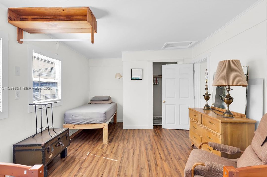 En Venta: $699,000 (2 camas, 2 baños, 1496 Pies cuadrados)