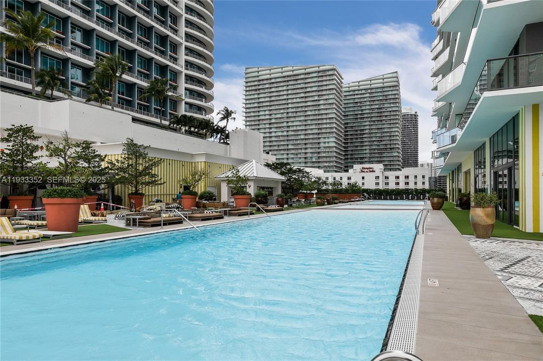 For Rent: $11,000 (4 beds, 3 baths, 2084 Square Feet)