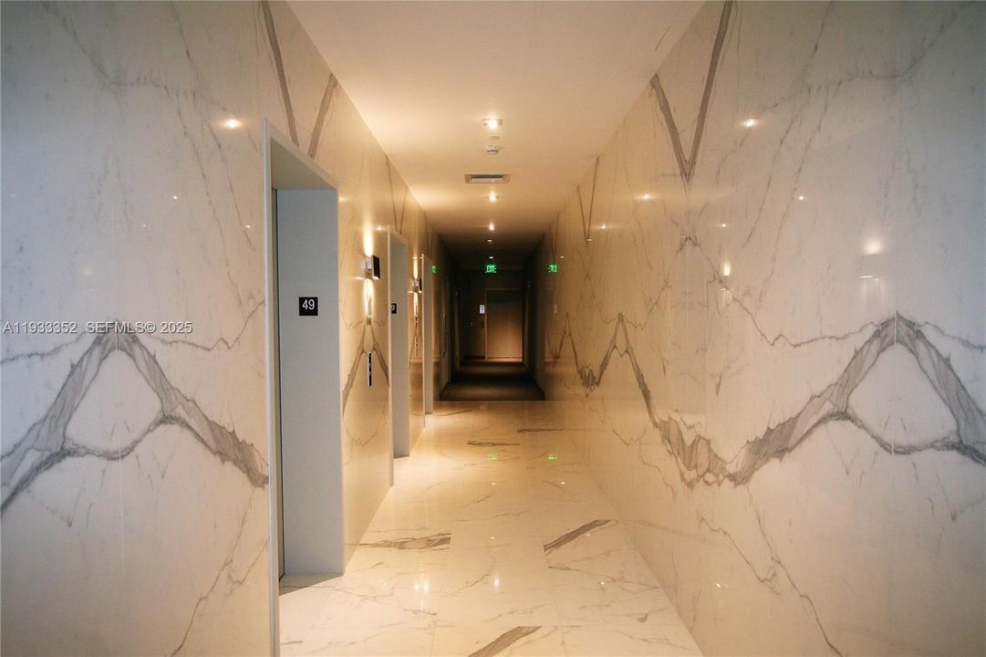 For Rent: $11,000 (4 beds, 3 baths, 2084 Square Feet)