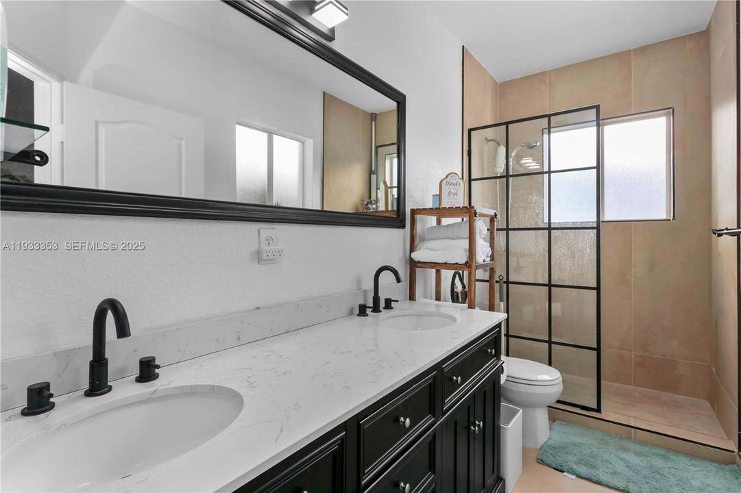 待售: $545,000 (3 贝兹, 2 浴室, 1678 平方英尺)