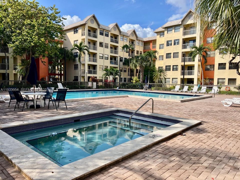 出租: $1,999 (1 贝兹, 1 浴室, 710 平方英尺)