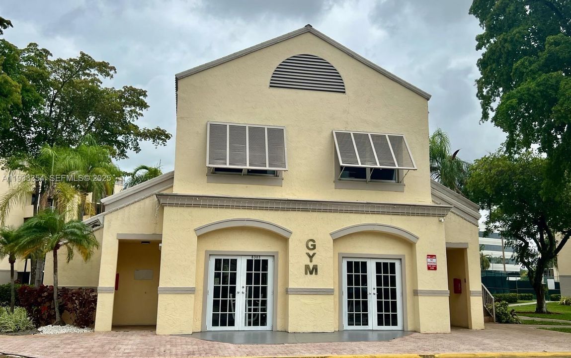 出租: $1,999 (1 贝兹, 1 浴室, 710 平方英尺)