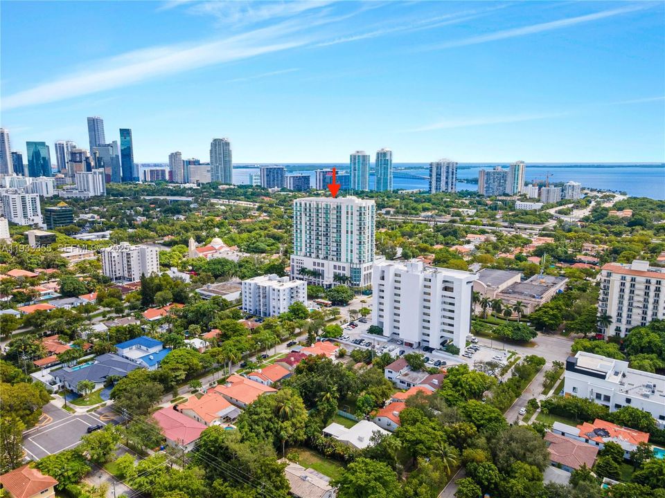 For Rent: $4,200 (2 beds, 2 baths, 1059 Square Feet)