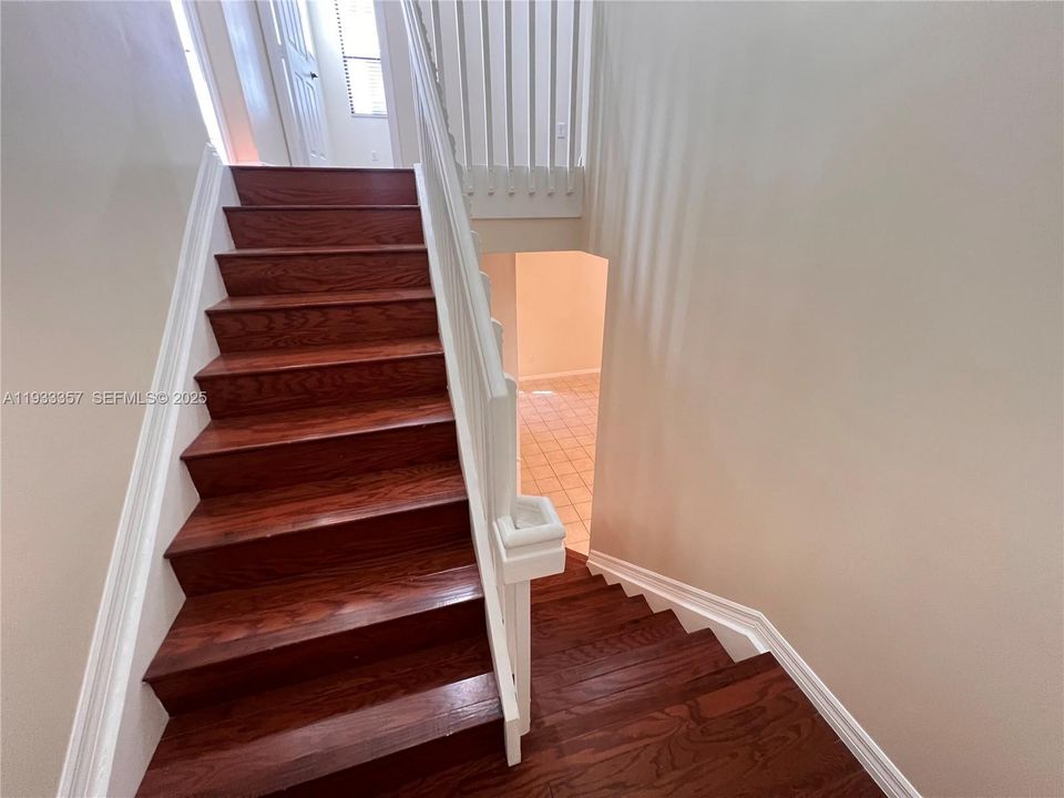 На продажу: $610,000 (3 спален, 2 ванн, 1868 Квадратных фут)