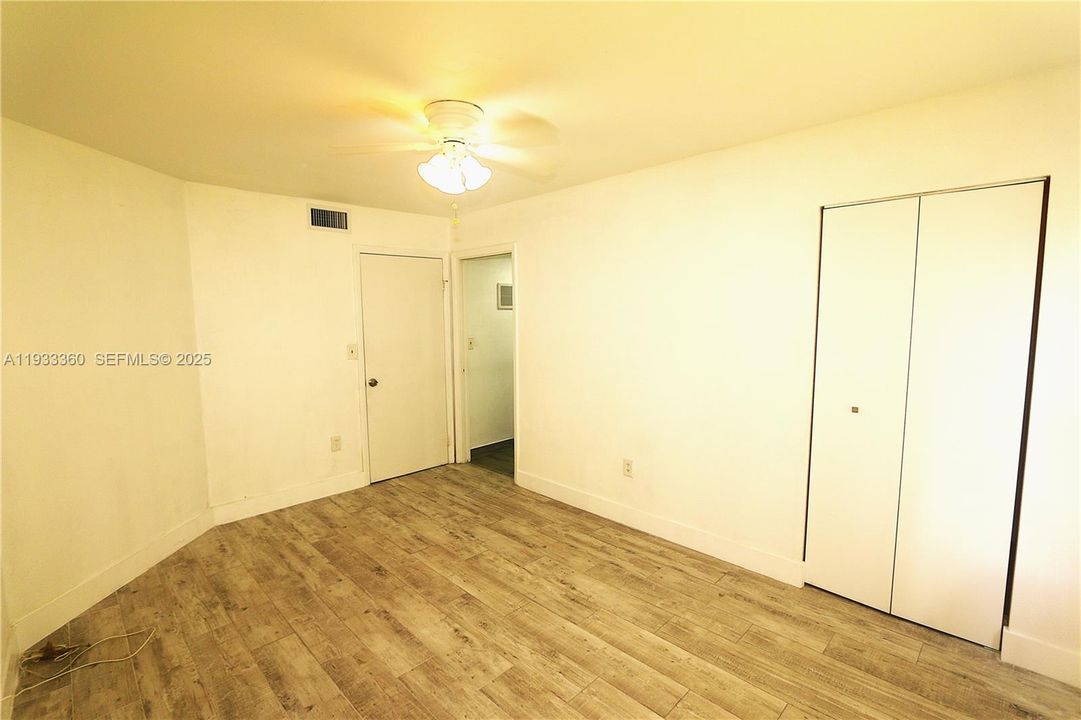 For Rent: $2,550 (2 beds, 2 baths, 1050 Square Feet)