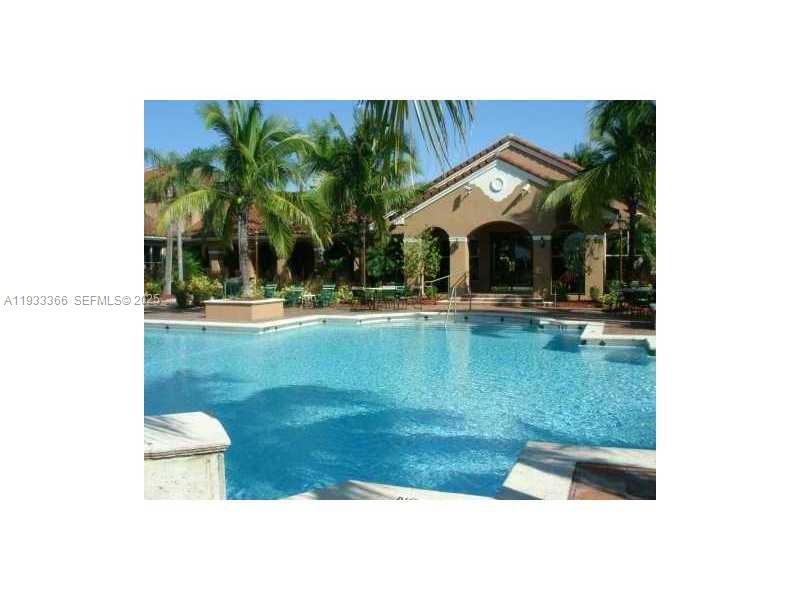 Swimming Pool/Hot Tub/Sauna