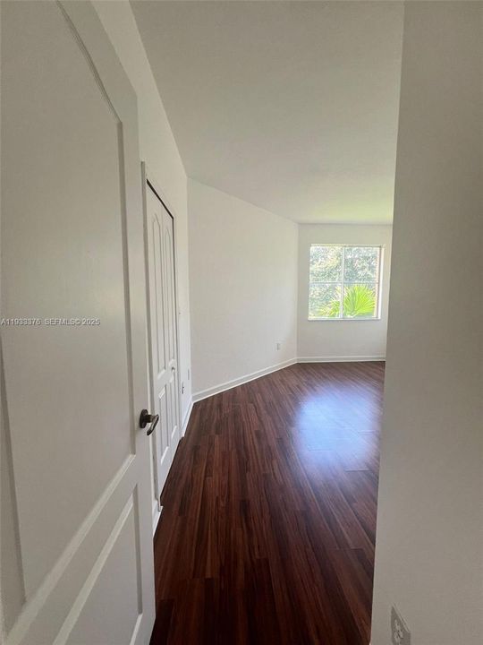 En Venta: $385,000 (3 camas, 2 baños, 1094 Pies cuadrados)