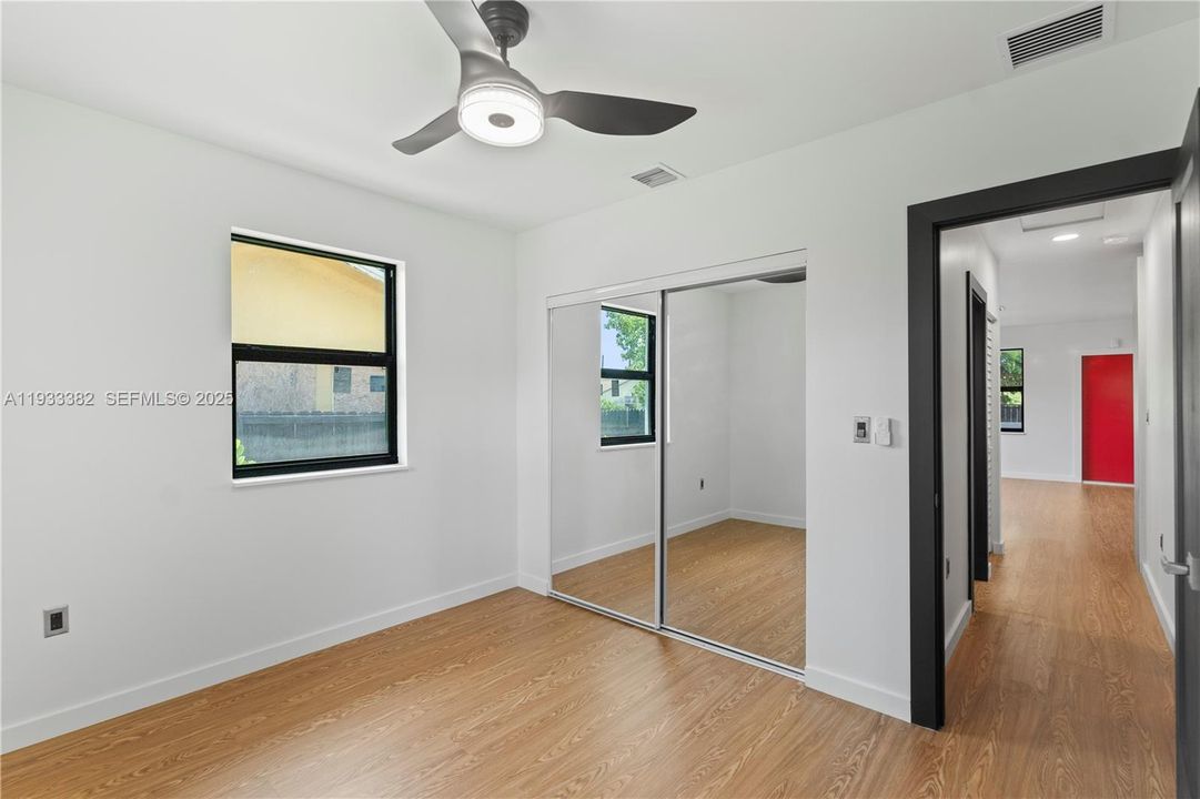 For Rent: $2,800 (2 beds, 2 baths, 1025 Square Feet)