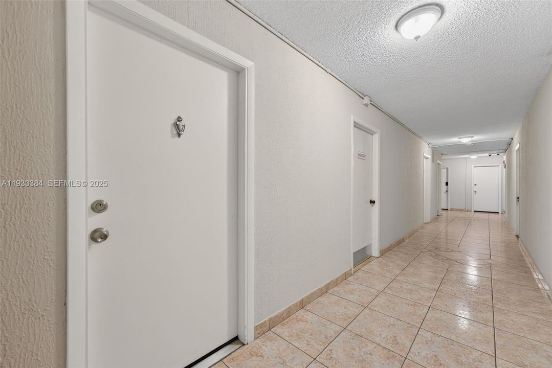 En Venta: $185,000 (1 camas, 1 baños, 950 Pies cuadrados)