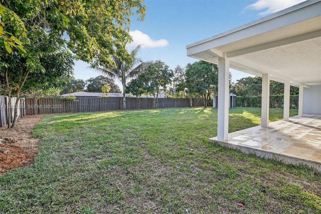 En Venta: $859,000 (4 camas, 2 baños, 2053 Pies cuadrados)