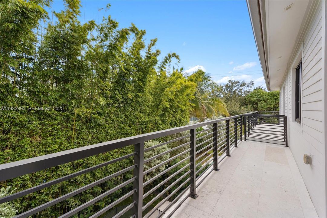 For Sale: $1,750,000 (4 beds, 4 baths, 2622 Square Feet)