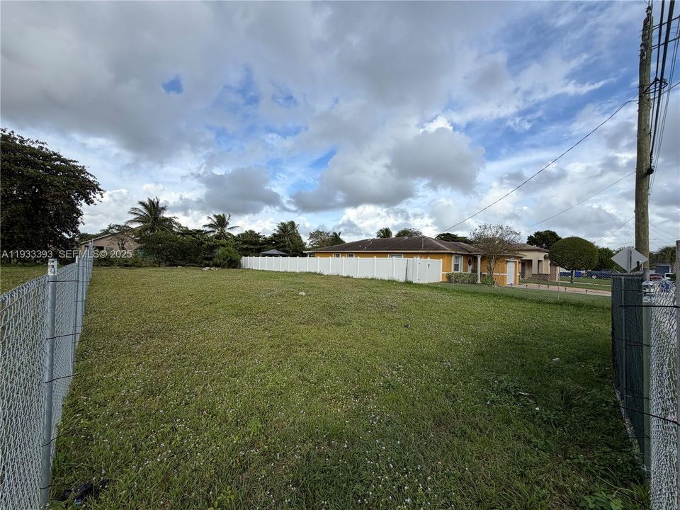 待售: $190,000 (7,454.00 acres)