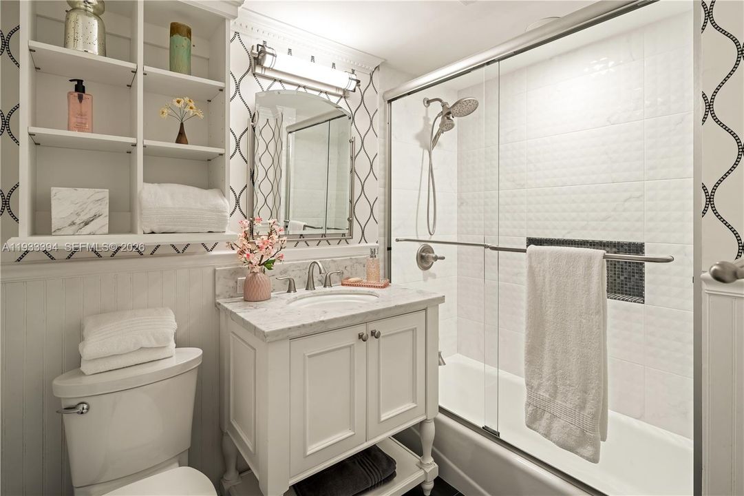 На продажу: $8,699,000 (6 спален, 5 ванн, 5089 Квадратных фут)