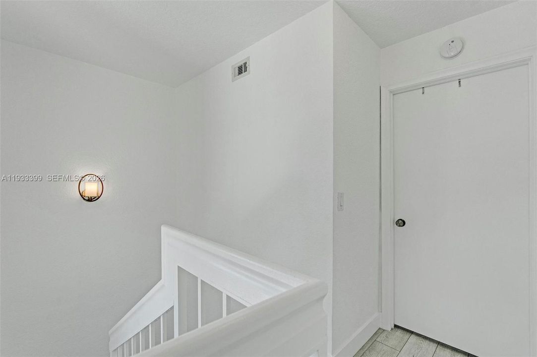 : $419,700 (2 спален, 2 ванн, 1206 Квадратных фут)