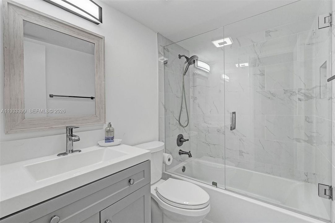 : $419,700 (2 спален, 2 ванн, 1206 Квадратных фут)