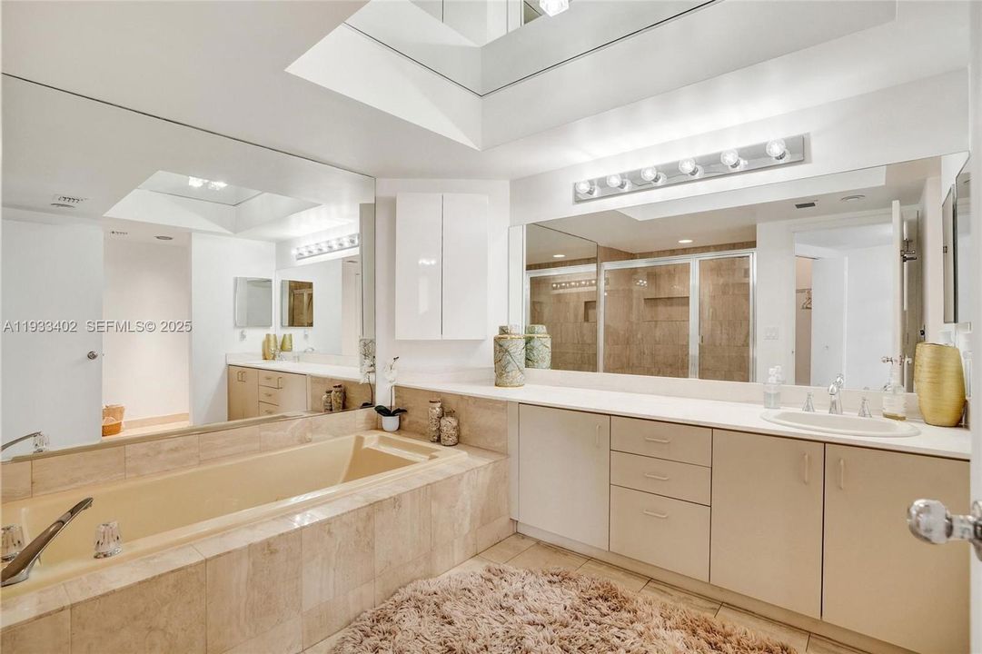 En Renta: $6,800 (3 camas, 3 baños, 1840 Pies cuadrados)