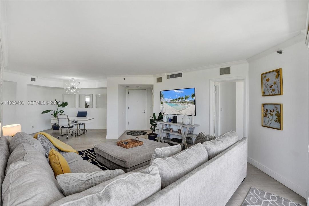 En Renta: $6,800 (3 camas, 3 baños, 1840 Pies cuadrados)