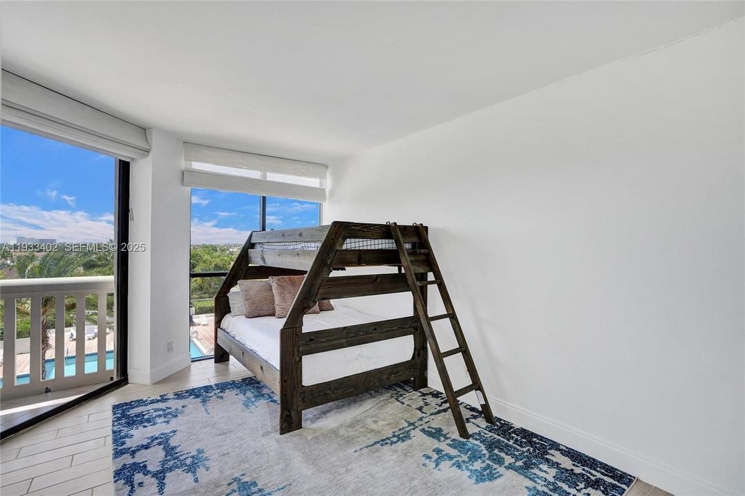 En Renta: $6,800 (3 camas, 3 baños, 1840 Pies cuadrados)