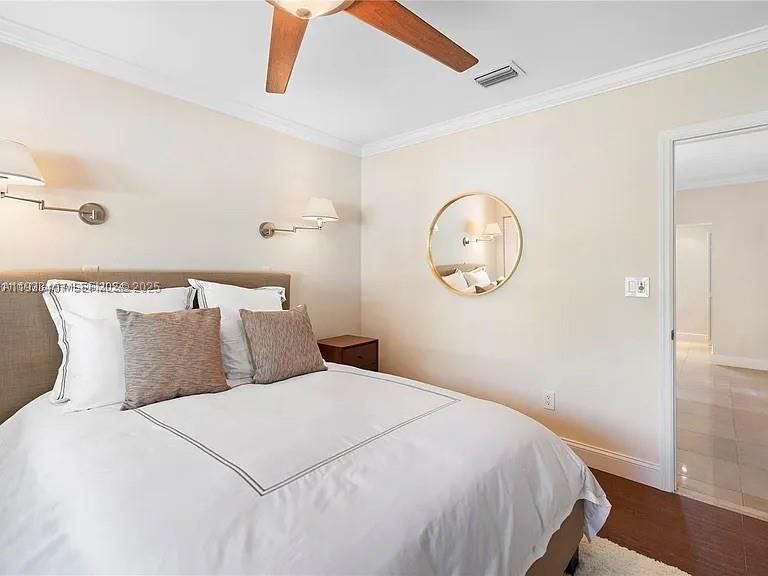 В аренду: $16,000 (4 спален, 3 ванн, 2180 Квадратных фут)