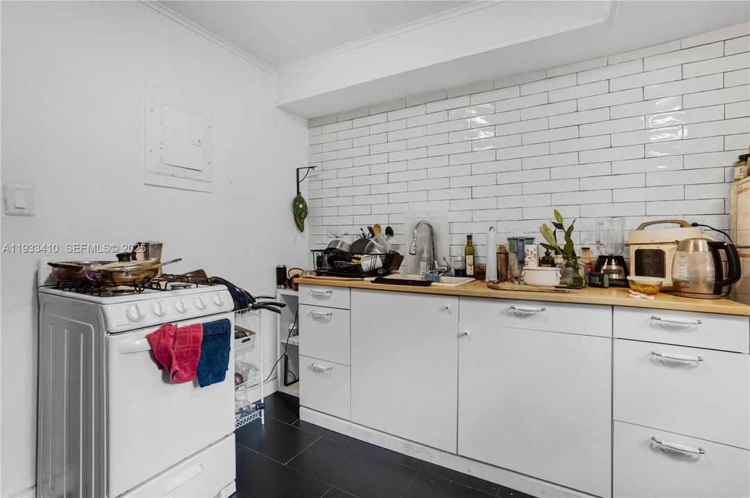 For Sale: $749,000 (0 beds, 0 baths, 2109 Square Feet)