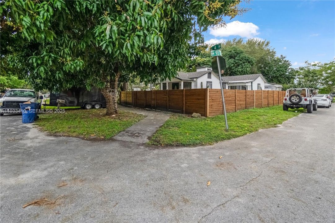 For Sale: $749,000 (0 beds, 0 baths, 2109 Square Feet)