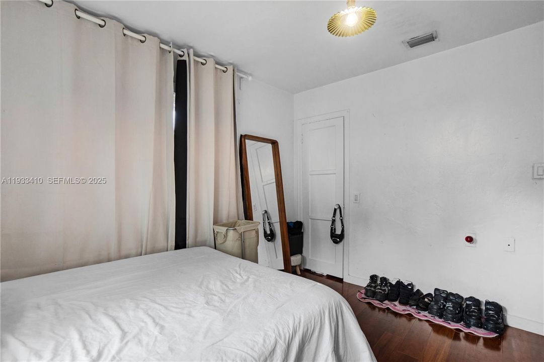 For Sale: $749,000 (0 beds, 0 baths, 2109 Square Feet)