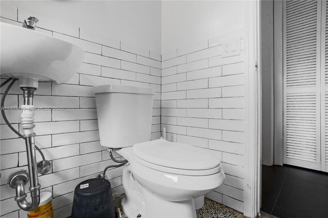 For Sale: $749,000 (0 beds, 0 baths, 2109 Square Feet)