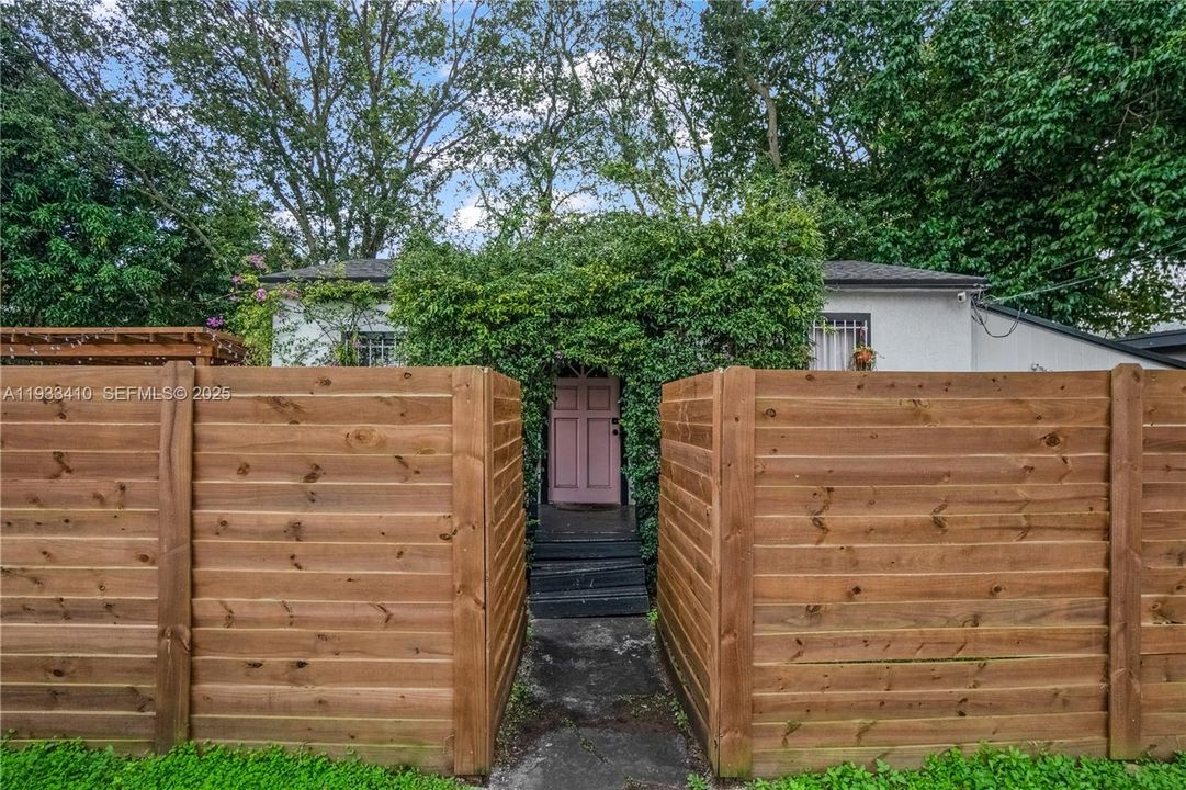 For Sale: $749,000 (0 beds, 0 baths, 2109 Square Feet)