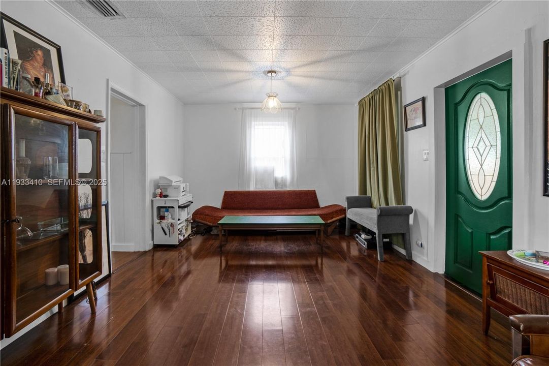 For Sale: $749,000 (0 beds, 0 baths, 2109 Square Feet)